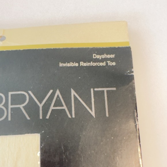Lane Bryant Nylons Hosiery Pantyhose Size C Up to 200 lbs Off White Brown USA - Picture 4 of 6
